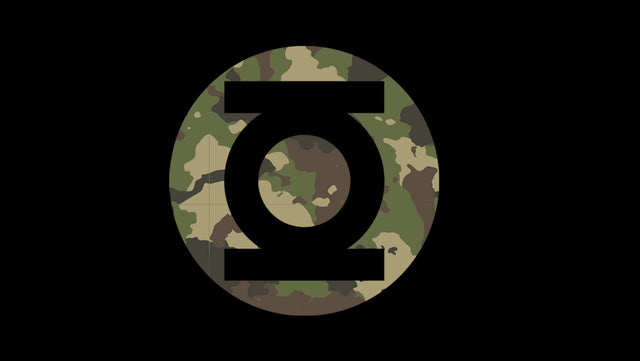 Linterna Verde Camo Logo